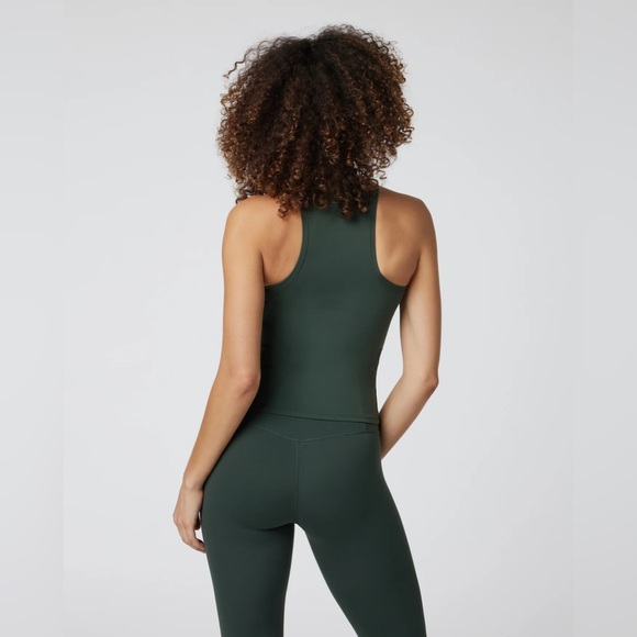 Vuori AllTheFeels™ Crew Tank Aspen Sz M SOLD OUT NWT - Picture 4 of 10